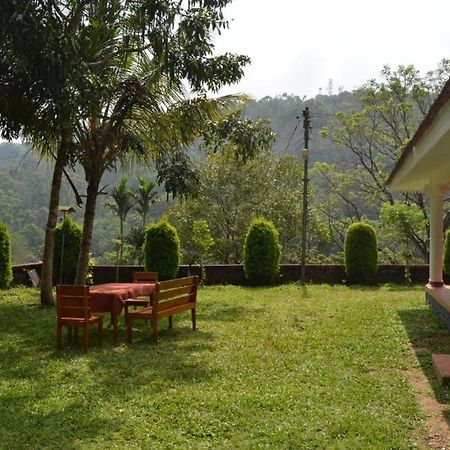 Cassells Jungle Resorts Thekkady Vandiperiyar Exterior photo